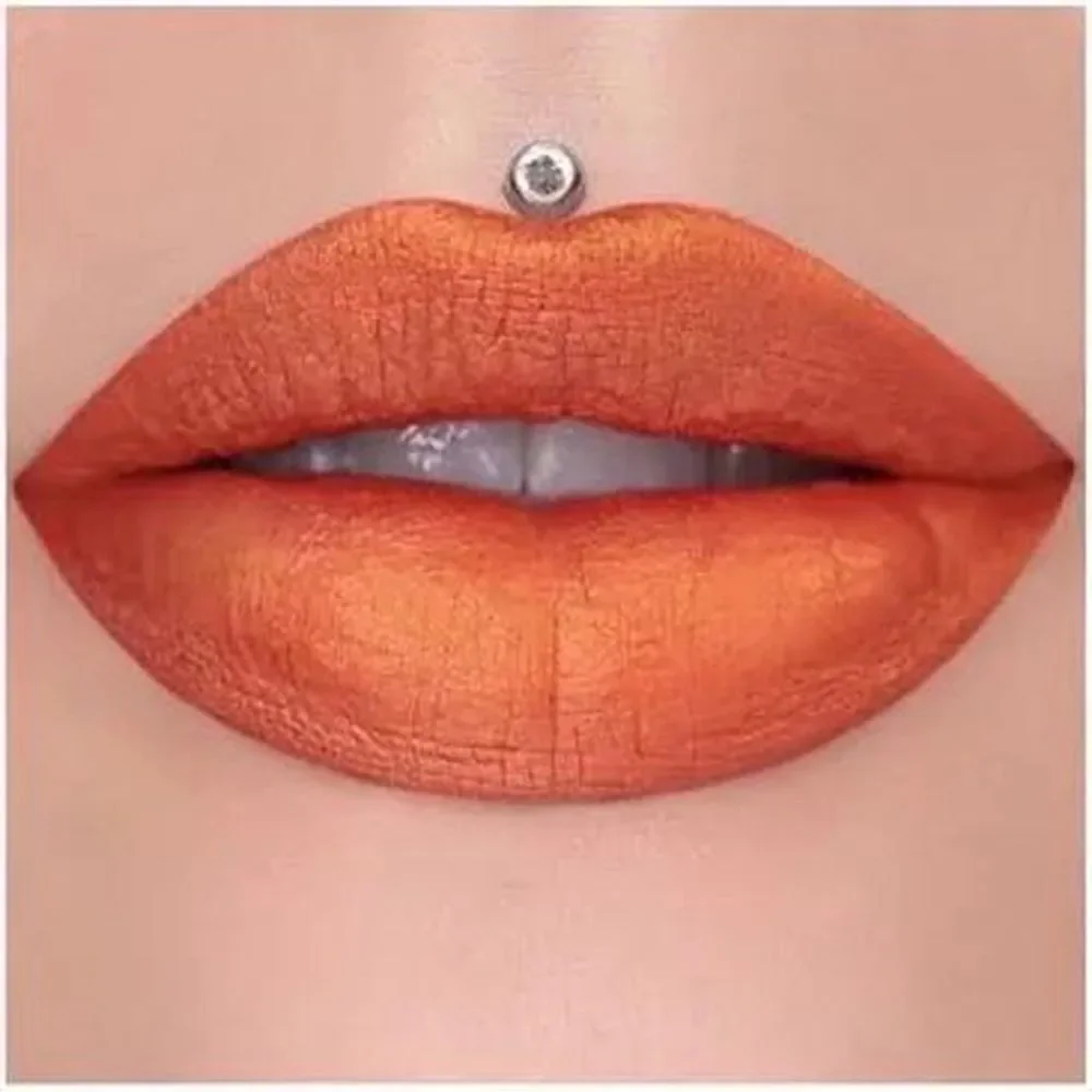 Jeffree Star velour liquid lipstick in mind bender